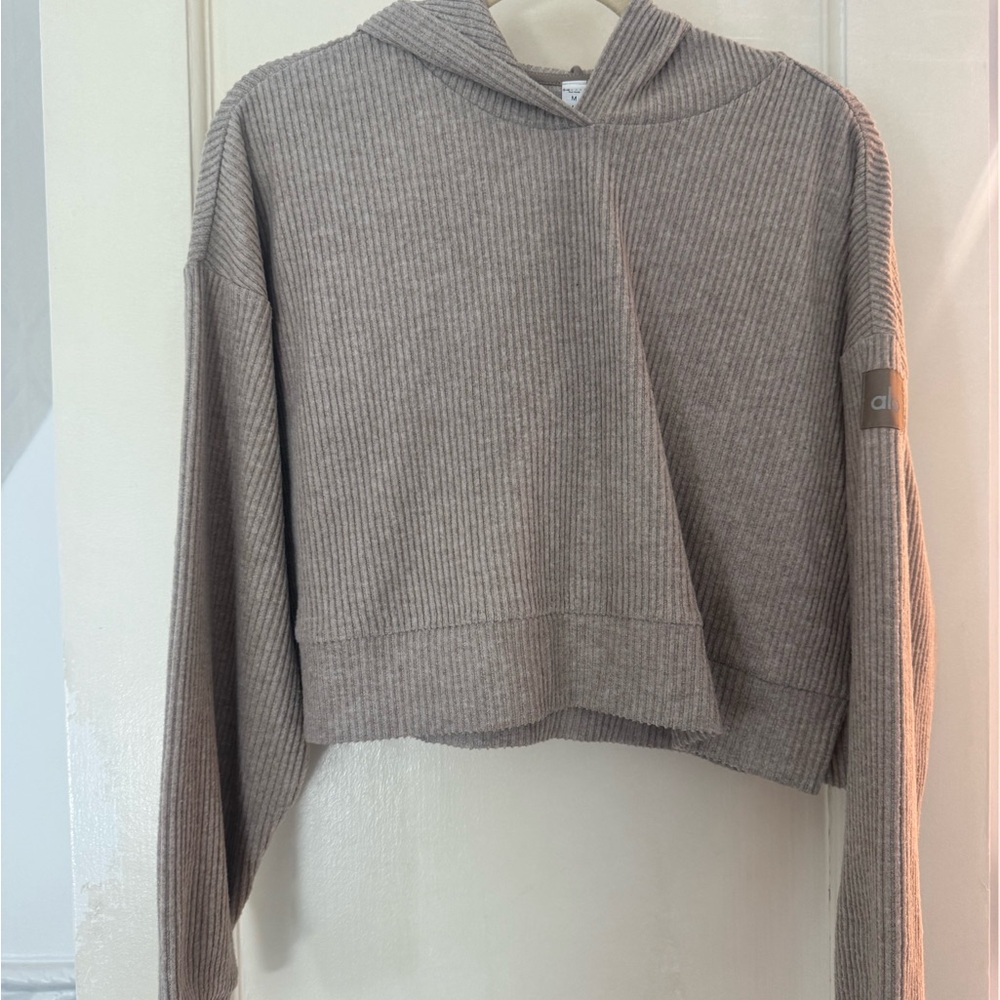 ALO Yoga Muse Cropped Hoodie - Gravel Medium